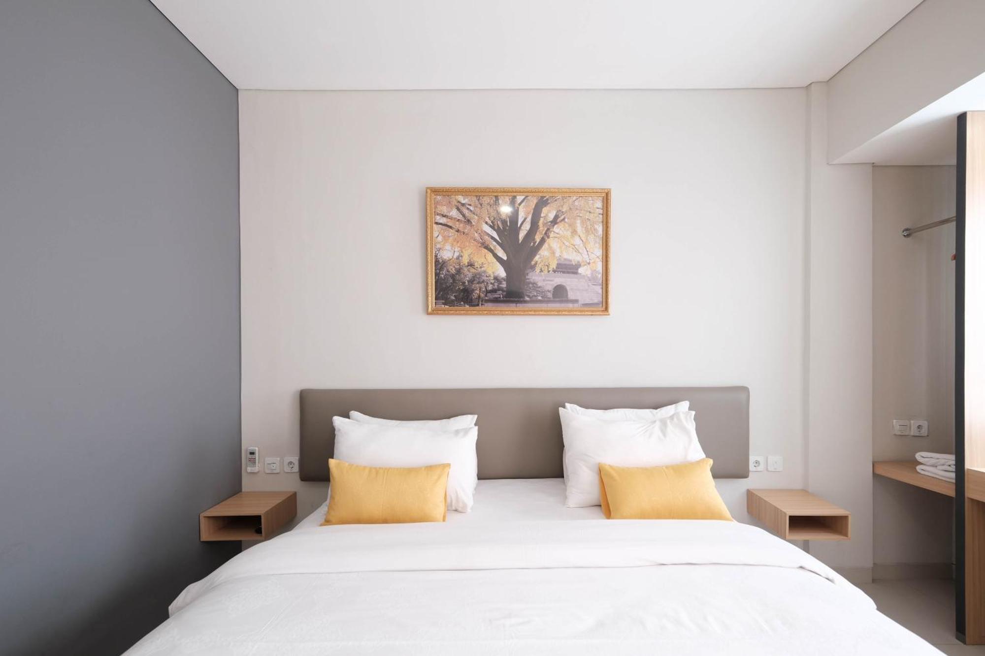 S101 Hotels Semarang Esterno foto
