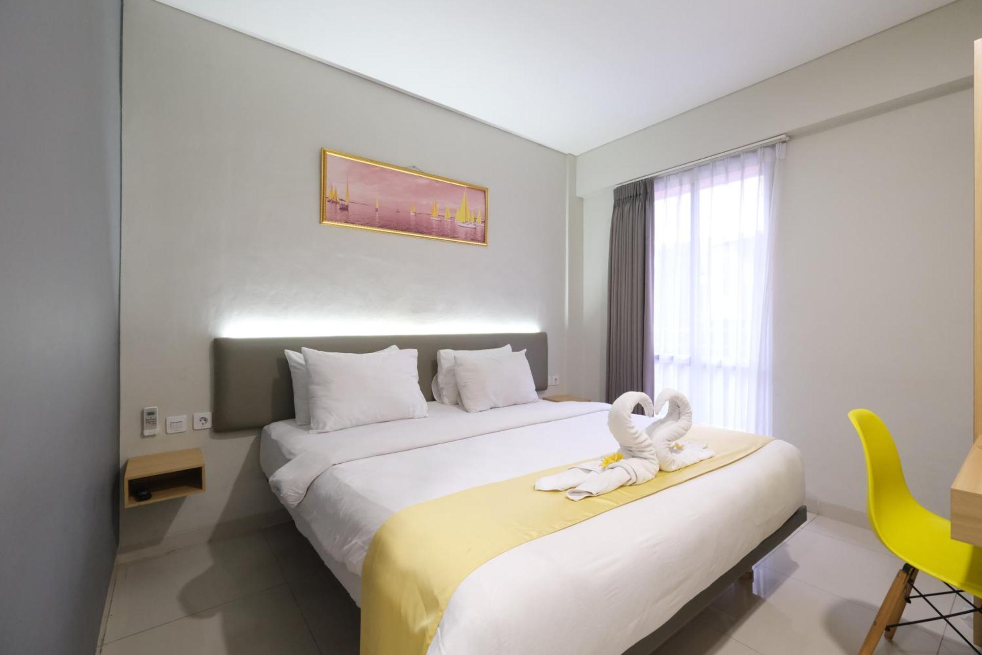 S101 Hotels Semarang Esterno foto